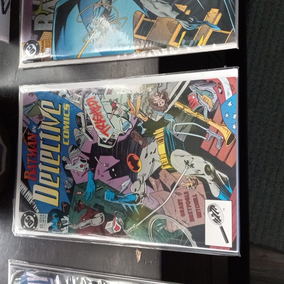 Comics - Picture 2 of 7